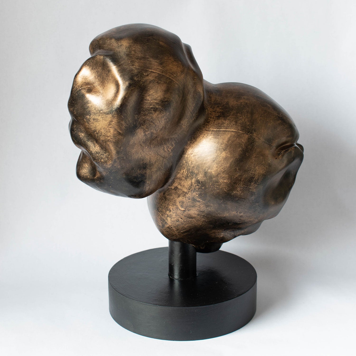 n°001 • Loharoa • Dual Skull Artifact